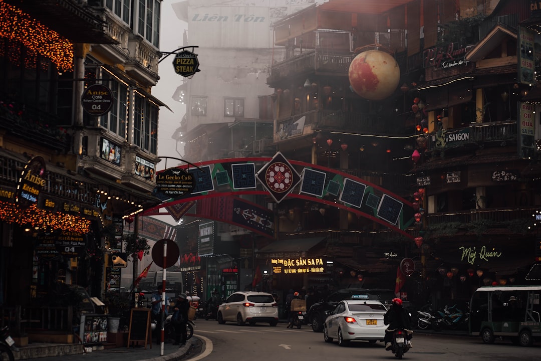 核心场景：5大行业落地实战术
